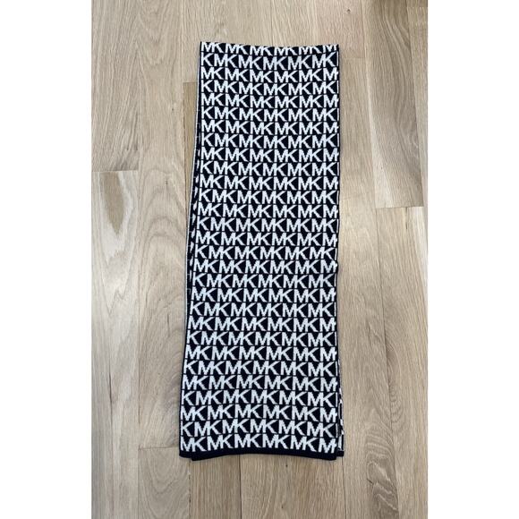Michael Kors MK Logo Monogram Knit Winter Scarf Black & White 60” x 10.25” - Picture 1 of 3